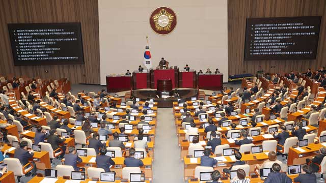 내란특검법·명태균특검법 등 재투표 부결…방송법개정안 가결