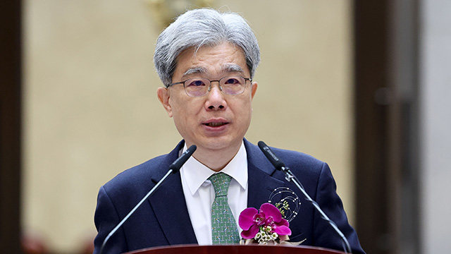 [속보] 이 대통령, 김상환 전 대법관 헌법재판소장 <br>후보자 지명 