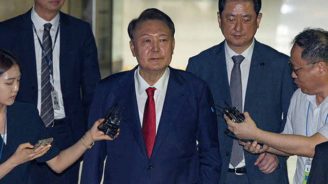 윤 전 대통령 넉 달만에 재구속 …독방 수용·경호 중단