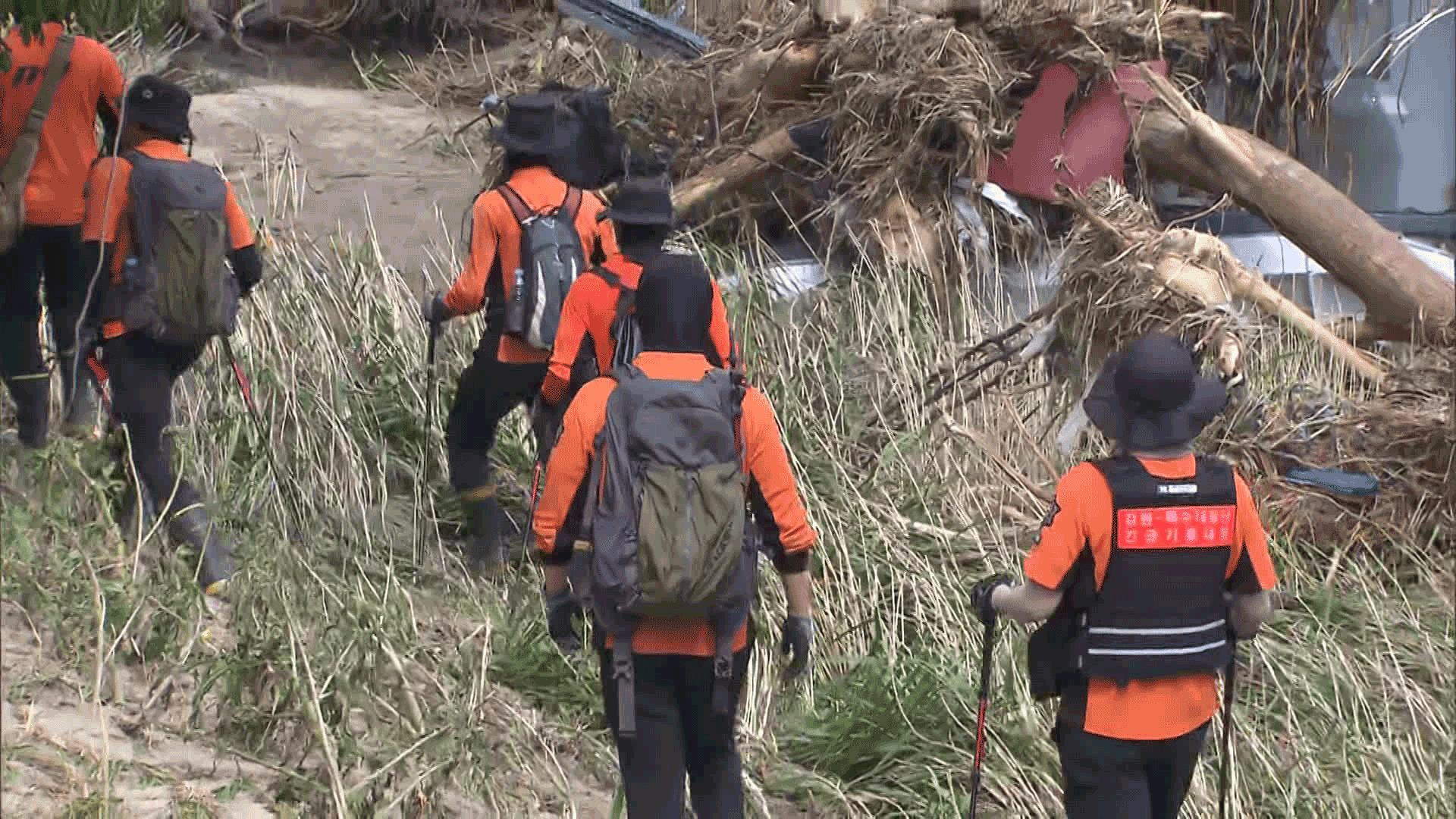 가평 캠핑장 참변 가족 수색 사흘째…실종자 수색∙<br>복구 총력전