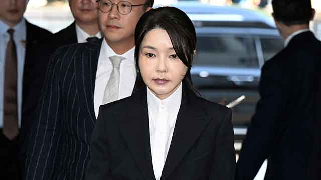 김건희 서울남부구치소 대기 …‘집사’ 귀국 전 인터뷰