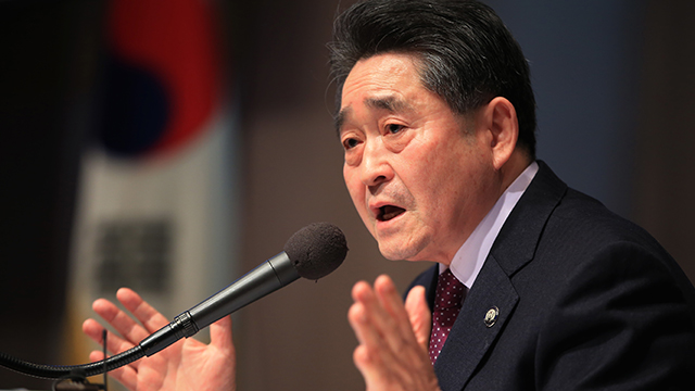 민주당 “5·18 공청회 지만원 발표는 영령에 대한 모독”