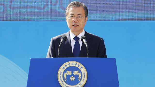 文 “어떤 권력도 국민 위에 군림 못해…권력기관은 국민 위해 존재”