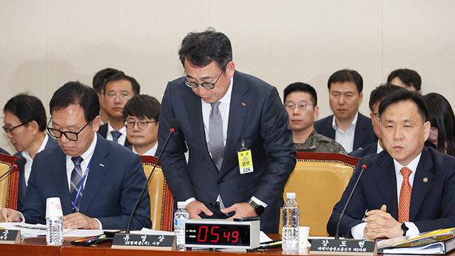 유영상 SKT 대표 “통신 역사상 최악 해킹에 동의”