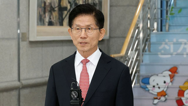[속보] 김문수, ‘후보 취소 효력정지’ 가처분 취하…“이제 화합과 통합의 시간”