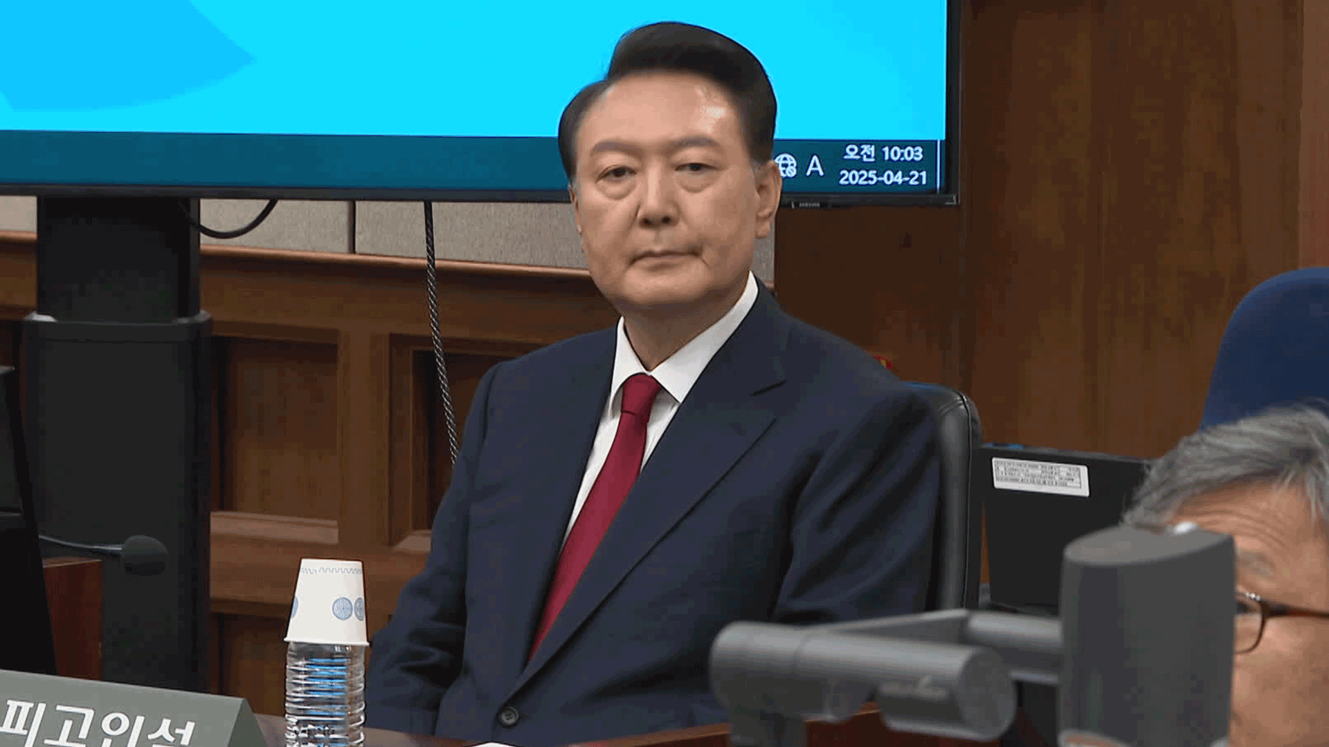 윤 ‘3차 소환’도 불응…경찰, “특검과 체포영장 등 협의”