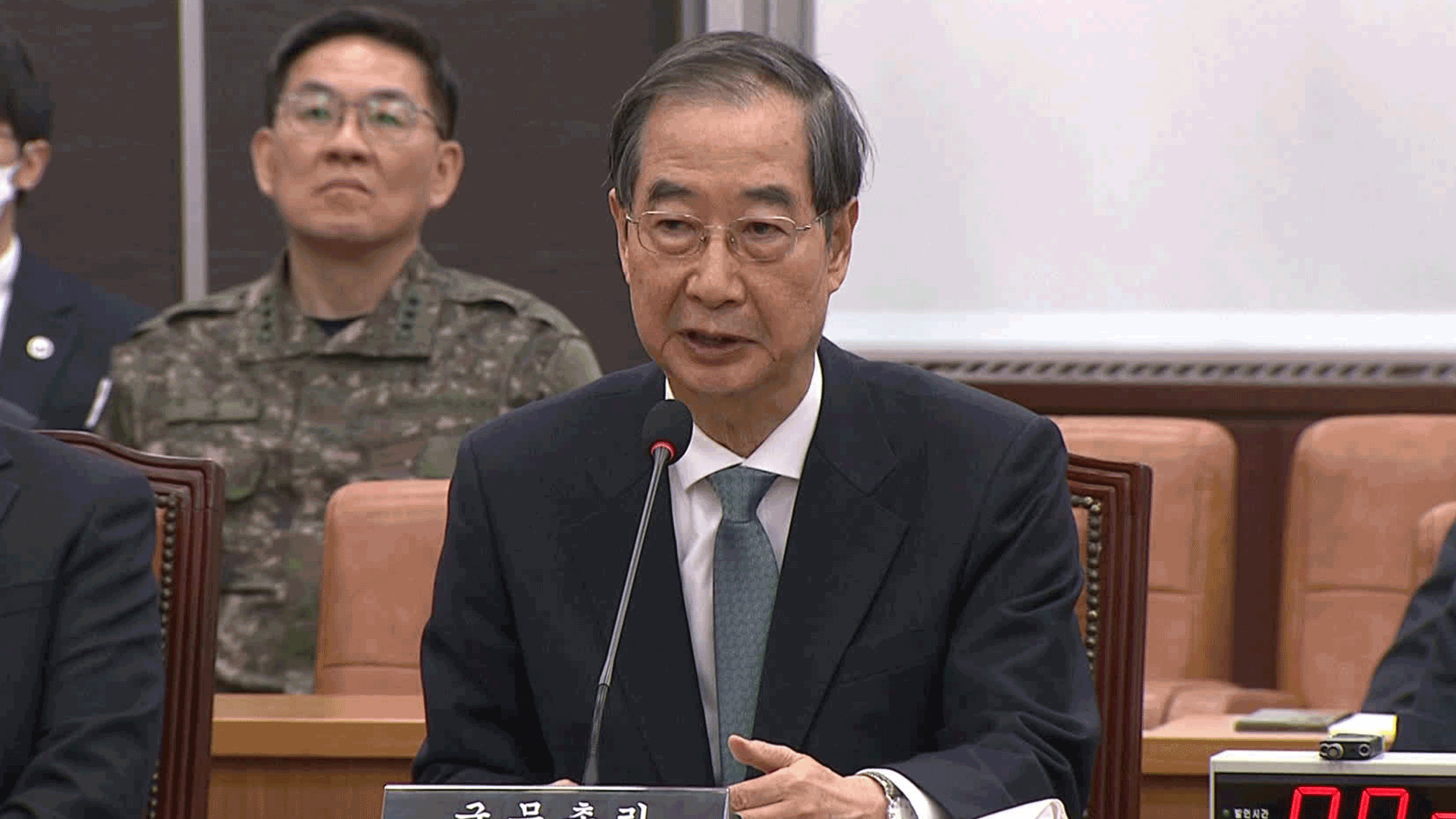 ‘문서 든 한덕수’도 찍혀…윤 정부 국무위원 전부 부른다