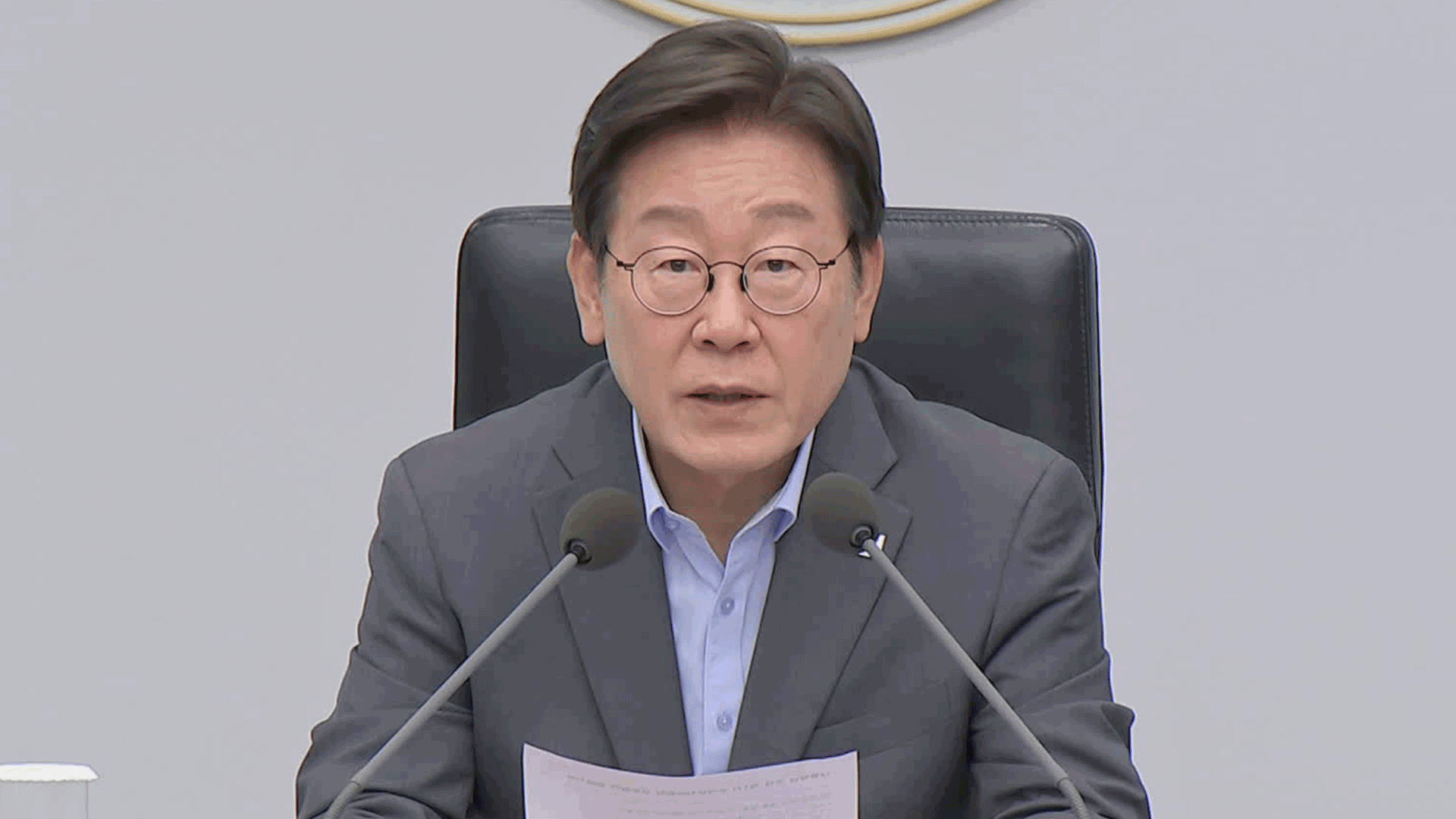 이 대통령 “취약계층 폭염 대책 신속 집행…현장 신속재난대응팀 구성” 기사 이미지